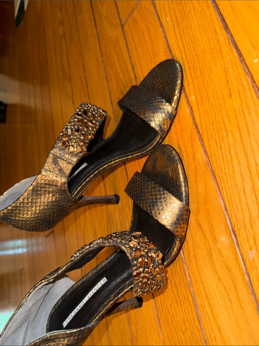 Vera Wang lavender label pumps size 6.5 gold with beaded accents and snake skin